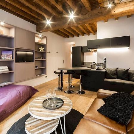 شقة Beau Bijou Au Coeur Du Vieux Lyon Ail المظهر الخارجي الصورة